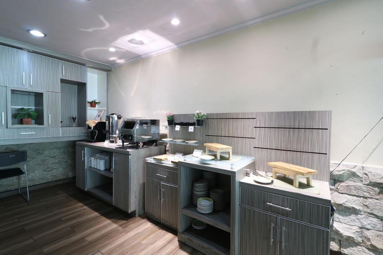 Tamarin Hotel Jakarta Manage By Vib Hospitality Management Exterior photo