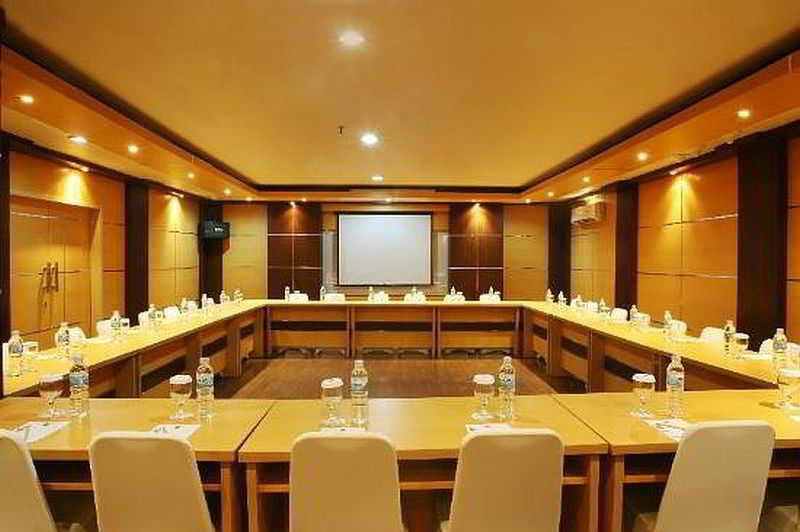 Tamarin Hotel Jakarta Manage By Vib Hospitality Management Exterior photo